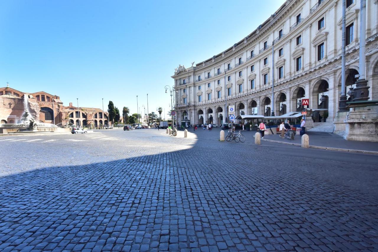 Sacconi Palace Roma
