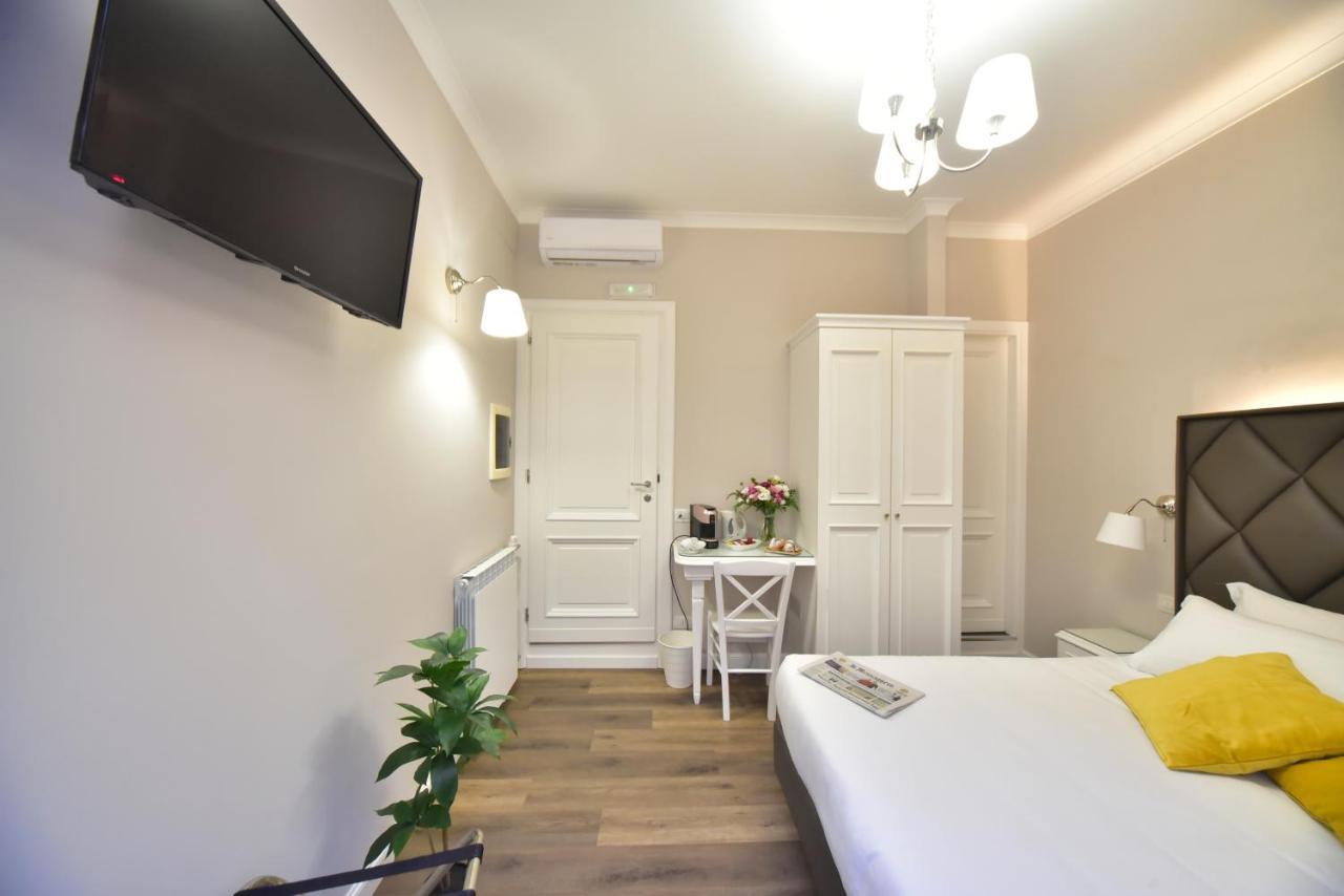 Acomodação com café da manhã  Sacconi Palace Roma